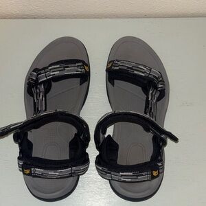 MENS CAMEL CROWN SANDALS